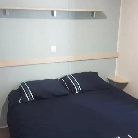 Natur Camping Bungalow T2 - 18 Ferienhaus *