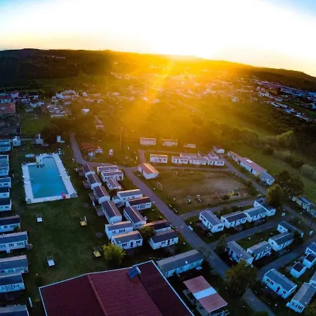 Natur Camping Bungalow T2 - 18 Pataias